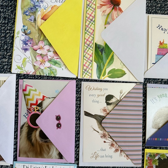 New 18 of different brand of Happy Birthday’s cards with envelopes. - Picture 5 of 9